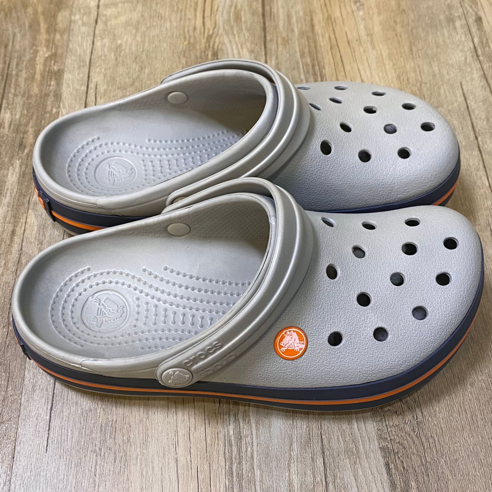 Dép Crocs Crocband Clog HN2 Grey/Or